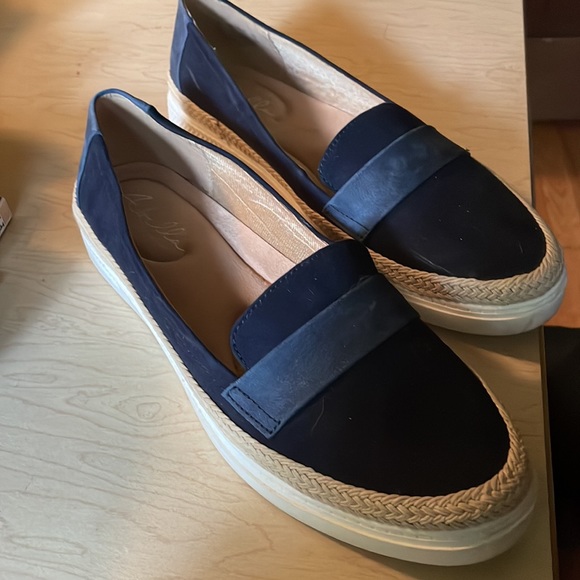 Abella True Comfort Loafers 9M literally wore once. - Picture 5 of 5